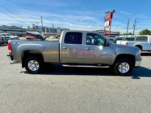 Used 2008 GMC Sierra 2500 SLT w/ Convenience Package AWD/4WD image 6