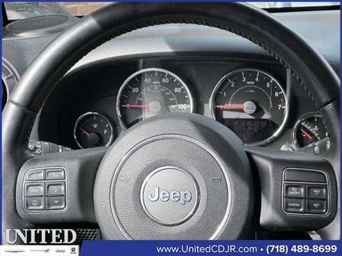 Used 2018 Jeep Wrangler Unlimited Sport S image 19
