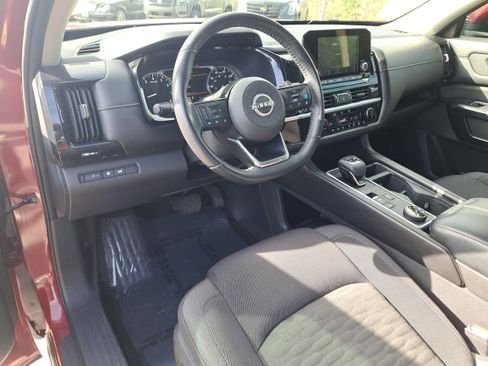 Certified 2022 Nissan Pathfinder SV w/ SV Premium Package image 14