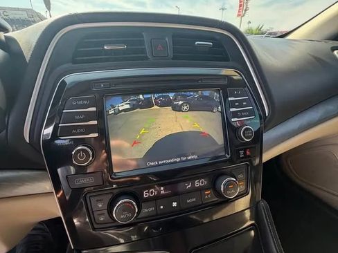 Used 2018 Nissan Maxima 3.5 SV FWD image 9