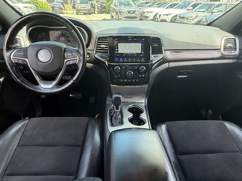 Used 2021 Jeep Grand Cherokee Laredo X RWD image 14