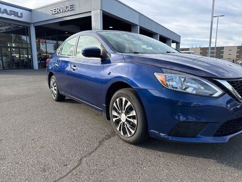 Used 2018 Nissan Sentra S image 4