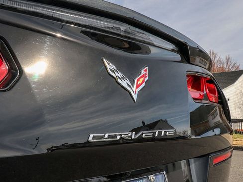 Used 2019 Chevrolet Corvette Stingray Convertible w/ 2LT Preferred Equipment Group image 70