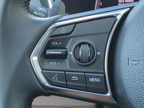Certified 2025 Acura MDX FWD w/ Technology Package image 26