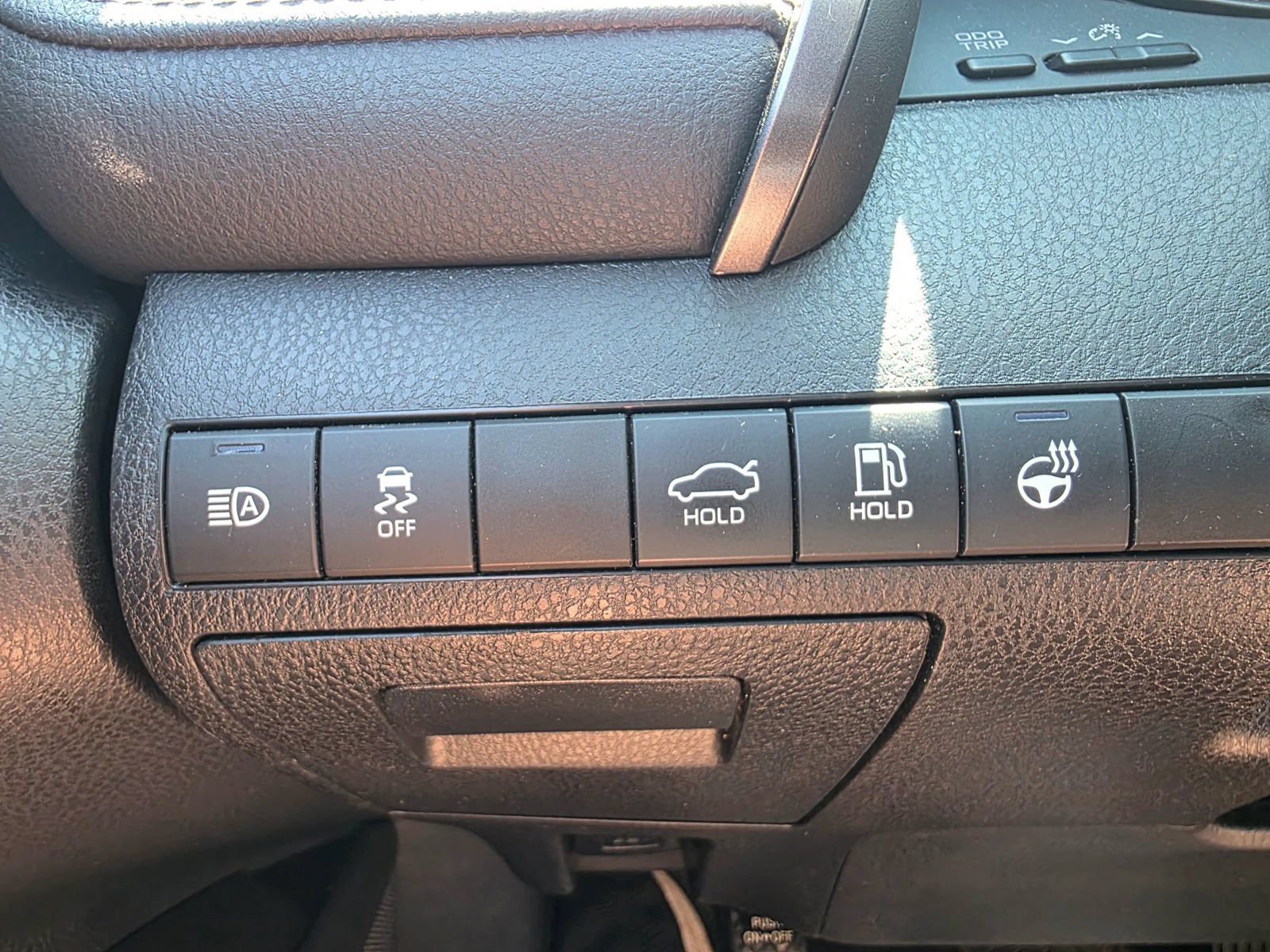 Used 2023 Toyota Camry SE FWD image 14