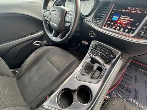 Used 2015 Dodge Challenger R/T Scat Pack RWD image 32