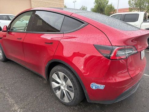 Used 2021 Tesla Model Y Long Range image 13