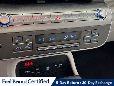 Certified 2025 Hyundai Kona SEL image 17