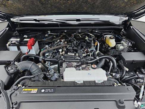 Used 2025 Toyota 4Runner TRD Off-Road Premium w/ Tow Technology Package image 35