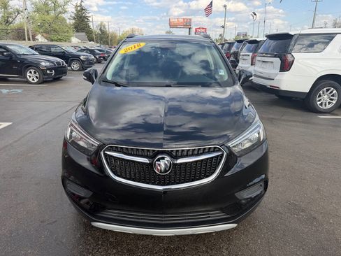 Used 2018 Buick Encore Preferred FWD image 2