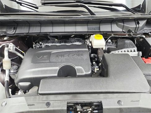 Used 2024 Nissan Pathfinder Platinum w/ Cargo Package image 17