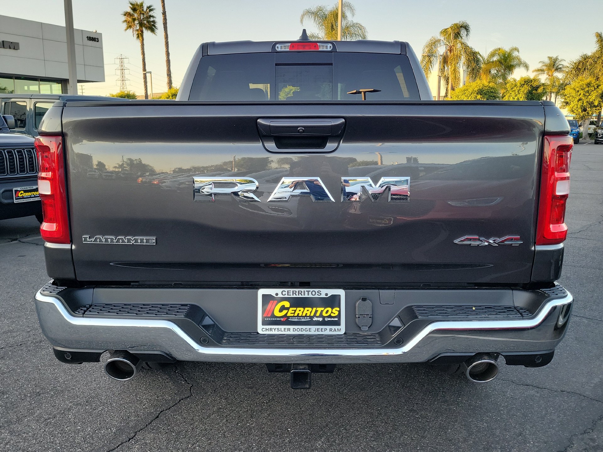 New 2026 RAM 1500 Laramie AWD/4WD image 18