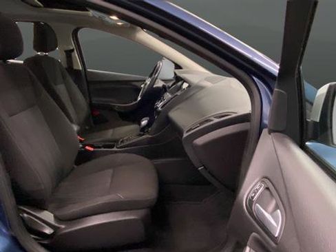 Used 2018 Ford Focus SEL w/ Cold Weather Package FWD image 24