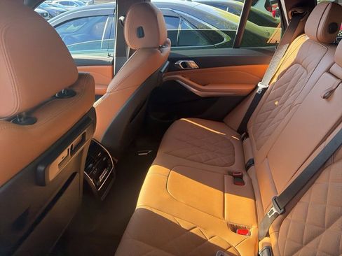 Used 2023 BMW X5 xDrive45e w/ M Sport Package image 11