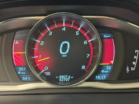 Used 2015 Volvo V60 T5 Premier Plus image 32