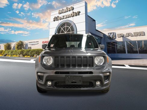 Used 2021 Jeep Renegade Latitude image 11