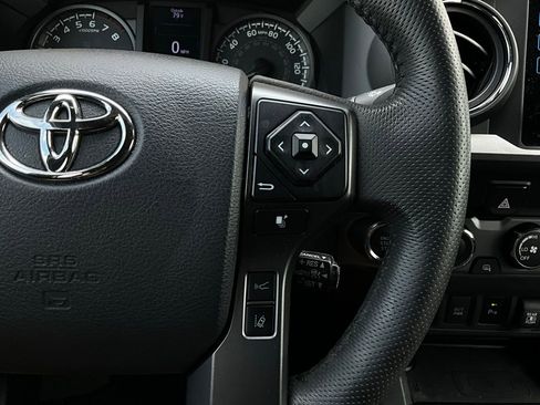 Used 2019 Toyota Tacoma TRD Sport w/ Technology Package image 34