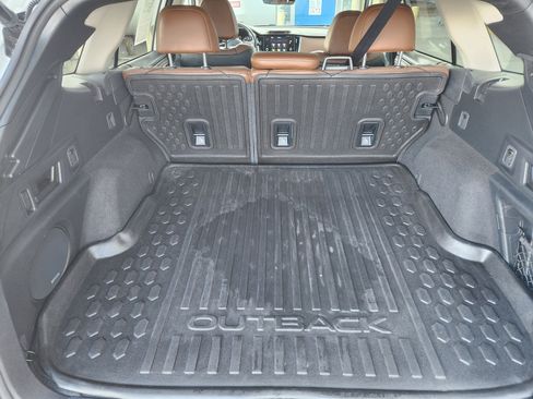 Used 2022 Subaru Outback Touring XT w/ Popular Package #2 image 14