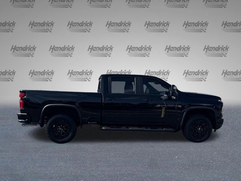 Used 2024 Chevrolet Silverado 2500 LT w/ Midnight Edition AWD/4WD image 11
