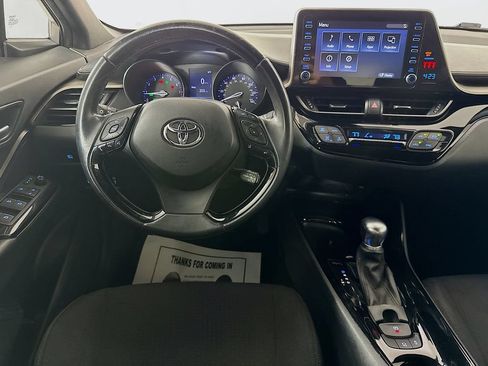 Used 2019 Toyota C-HR XLE FWD image 26