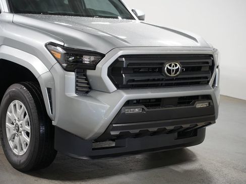 New 2026 Toyota Tacoma SR5 AWD/4WD image 4
