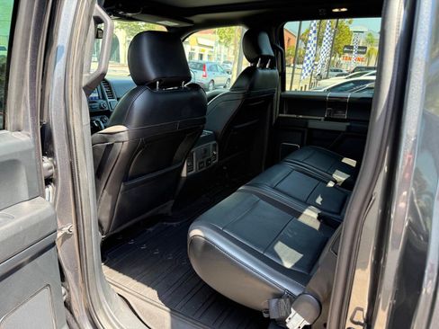 Used 2019 Ford F150 Raptor w/ Equipment Group 802A Luxury AWD/4WD image 31