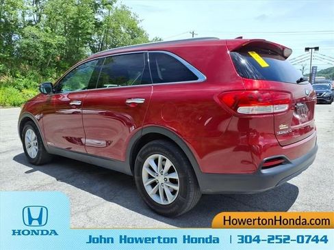 Used 2017 Kia Sorento AWD w/ LX V6 Convenience Package image 8