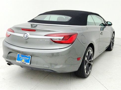 Used 2019 Buick Cascada Premium image 6