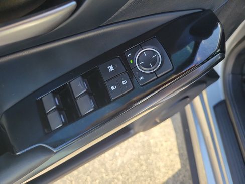 Used 2021 Lexus IS 300 w/ Comfort Package image 15