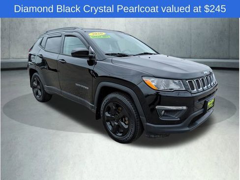 Used 2020 Jeep Compass Latitude w/ Cold Weather Group AWD/4WD image 9