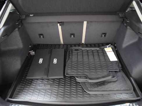 New 2025 Audi Q3 2.0T Premium Plus image 12