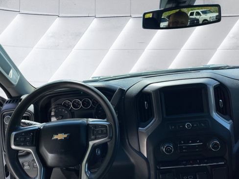 Used 2023 Chevrolet Silverado 2500 Custom w/ Custom Value Package AWD/4WD image 12