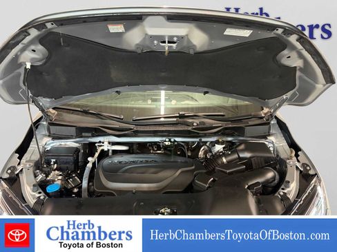 Used 2025 Honda Odyssey EX-L image 8