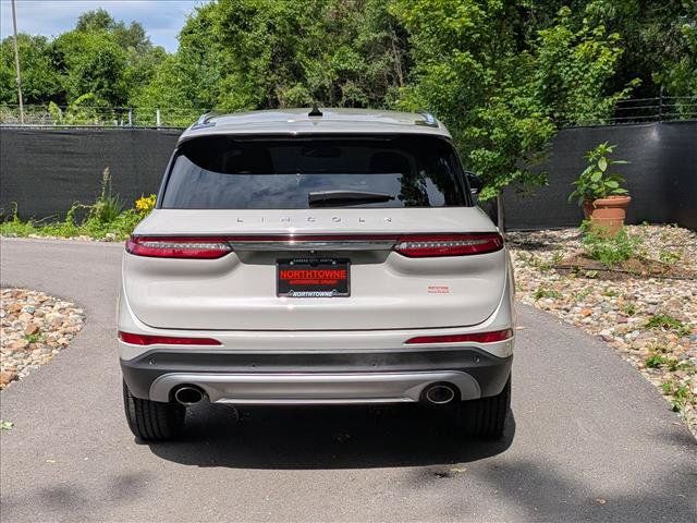 Used 2022 Lincoln Corsair AWD w/ Equipment Group 101A image 4