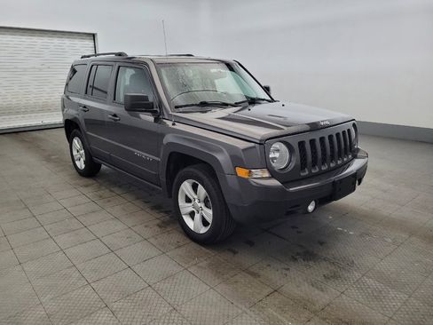 Used 2016 Jeep Patriot Latitude image 13