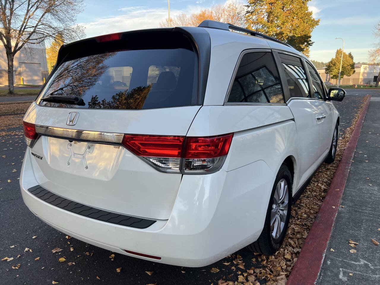 Used 2014 Honda Odyssey EX-L image 5