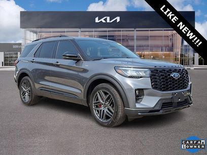 Used 2025 Ford Explorer ST-Line w/ Premium Package