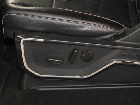 Used 2024 Ford F250 Lariat image 24