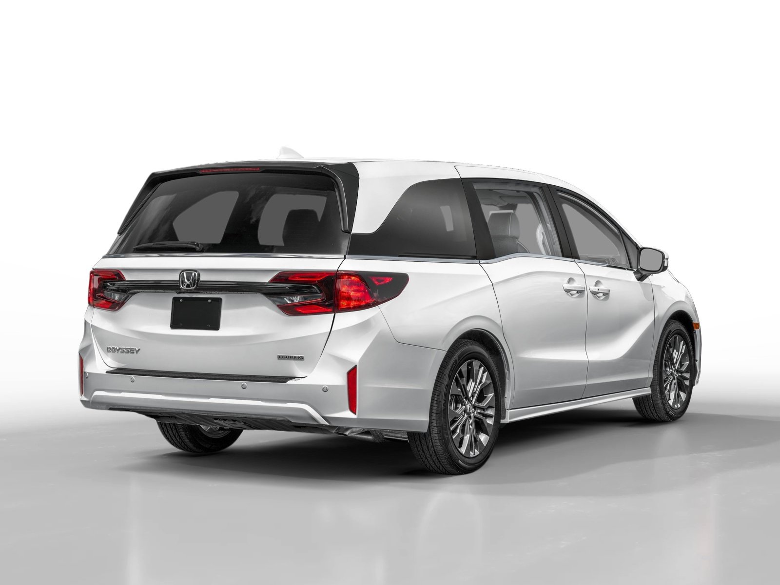 New 2027 Honda Odyssey Touring image 2