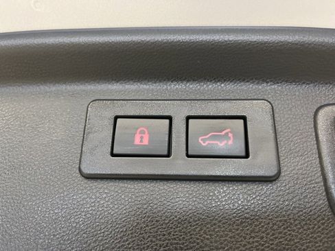 Certified 2023 Subaru Forester Premium image 34