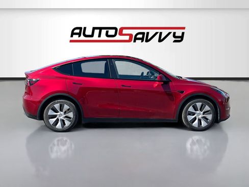 Used 2024 Tesla Model Y Long Range AWD/4WD image 8