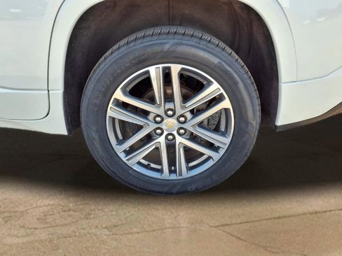 Used 2023 Chevrolet Traverse High Country w/ LPO, Floor Liner Package AWD/4WD image 26