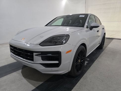 Used 2024 Porsche Cayenne S w/ Premium Package Plus (PP1) image 1