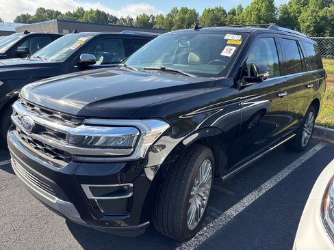 Used 2024 Ford Expedition Limited AWD/4WD image 1