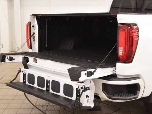 Used 2023 GMC Sierra 1500 Denali AWD/4WD image 27