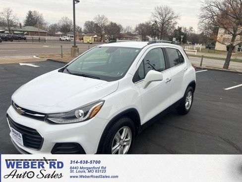 Used 2019 Chevrolet Trax LT w/ LT Convenience Package image 1