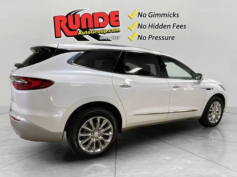 Used 2021 Buick Enclave Premium w/ Sun and Sites Package AWD/4WD image 6