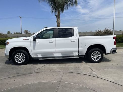Used 2025 Chevrolet Silverado 1500 LT AWD/4WD image 5