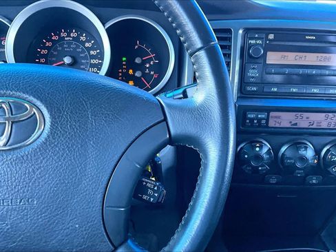 Used 2006 Toyota 4Runner SR5 RWD image 24