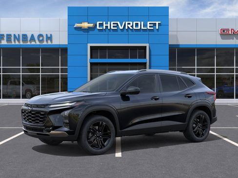 New 2026 Chevrolet Trax ACTIV w/ Driver Confidence Package FWD image 2